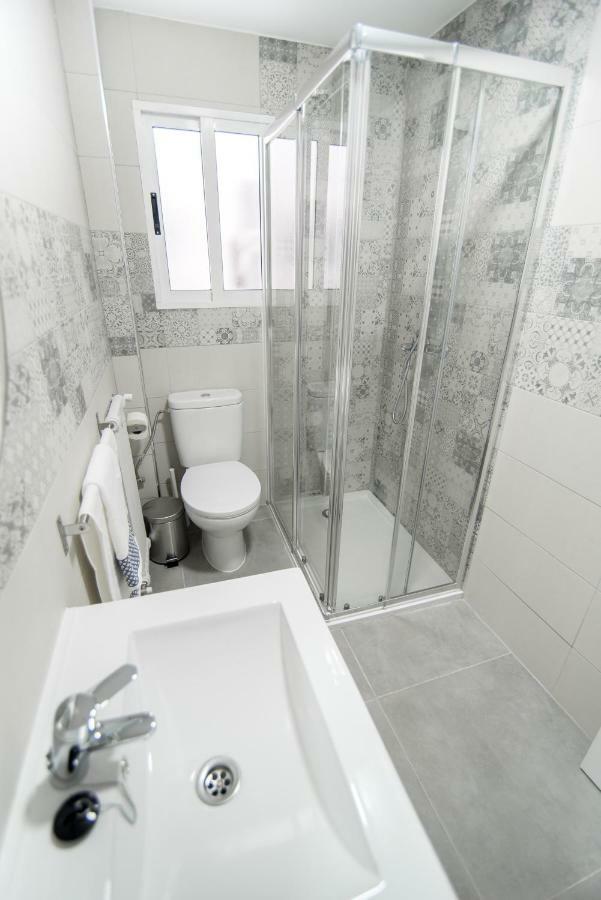 Emperatriz Deluxe Apartment กรานาดา ภายนอก รูปภาพ