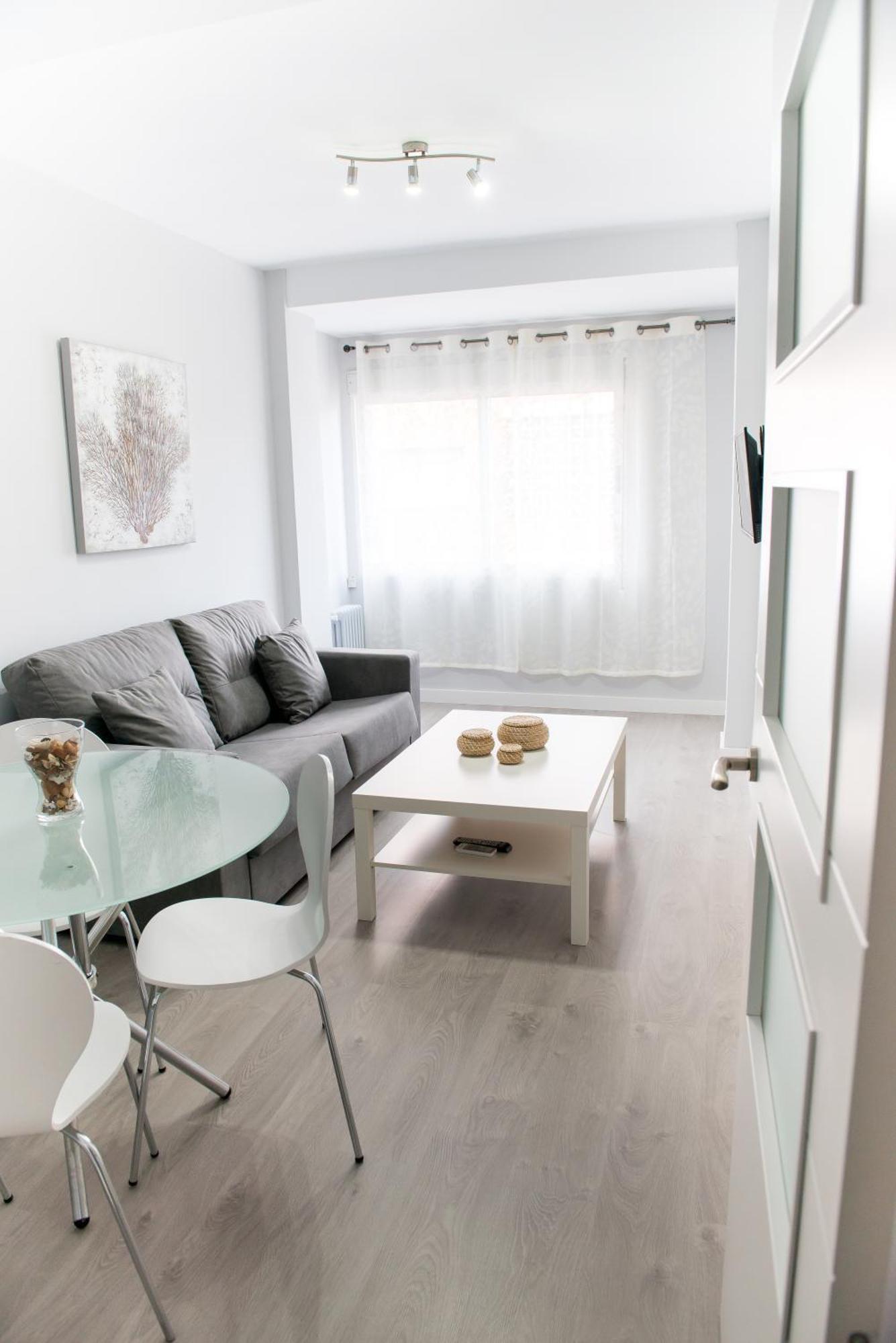 Emperatriz Deluxe Apartment กรานาดา ภายนอก รูปภาพ