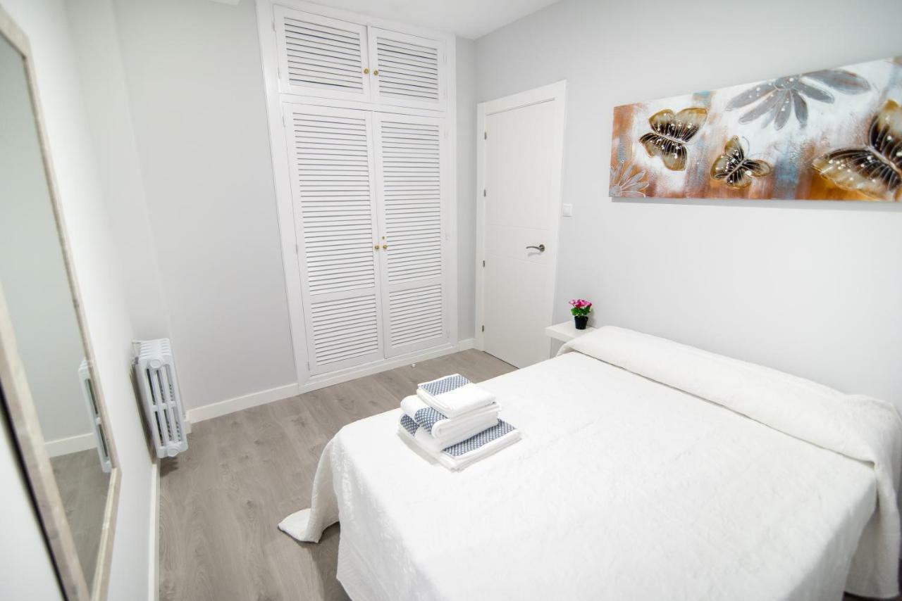 Emperatriz Deluxe Apartment กรานาดา ภายนอก รูปภาพ
