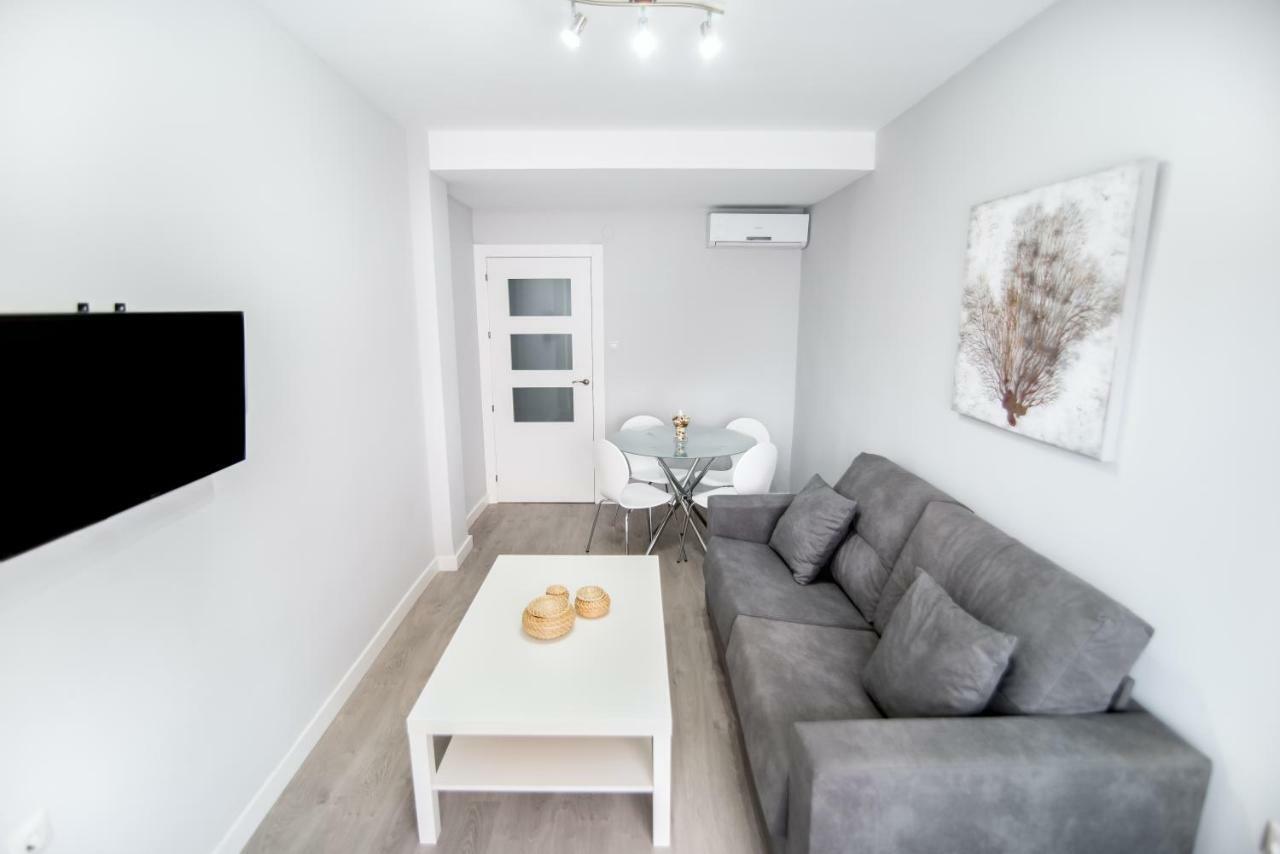Emperatriz Deluxe Apartment กรานาดา ภายนอก รูปภาพ