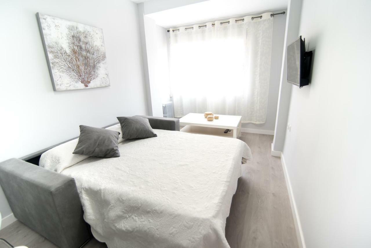 Emperatriz Deluxe Apartment กรานาดา ภายนอก รูปภาพ
